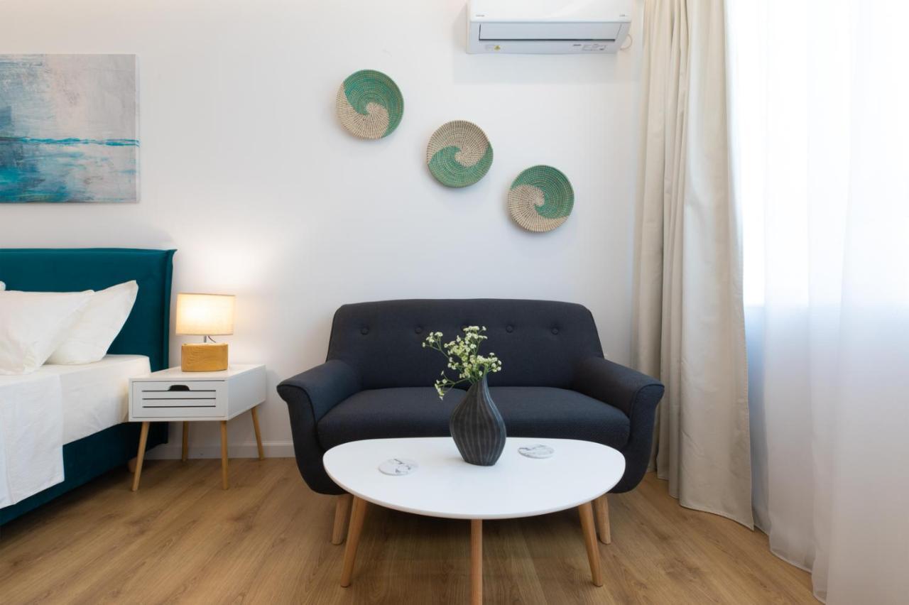 Minimal Apartment In Plaka Athen Eksteriør bilde